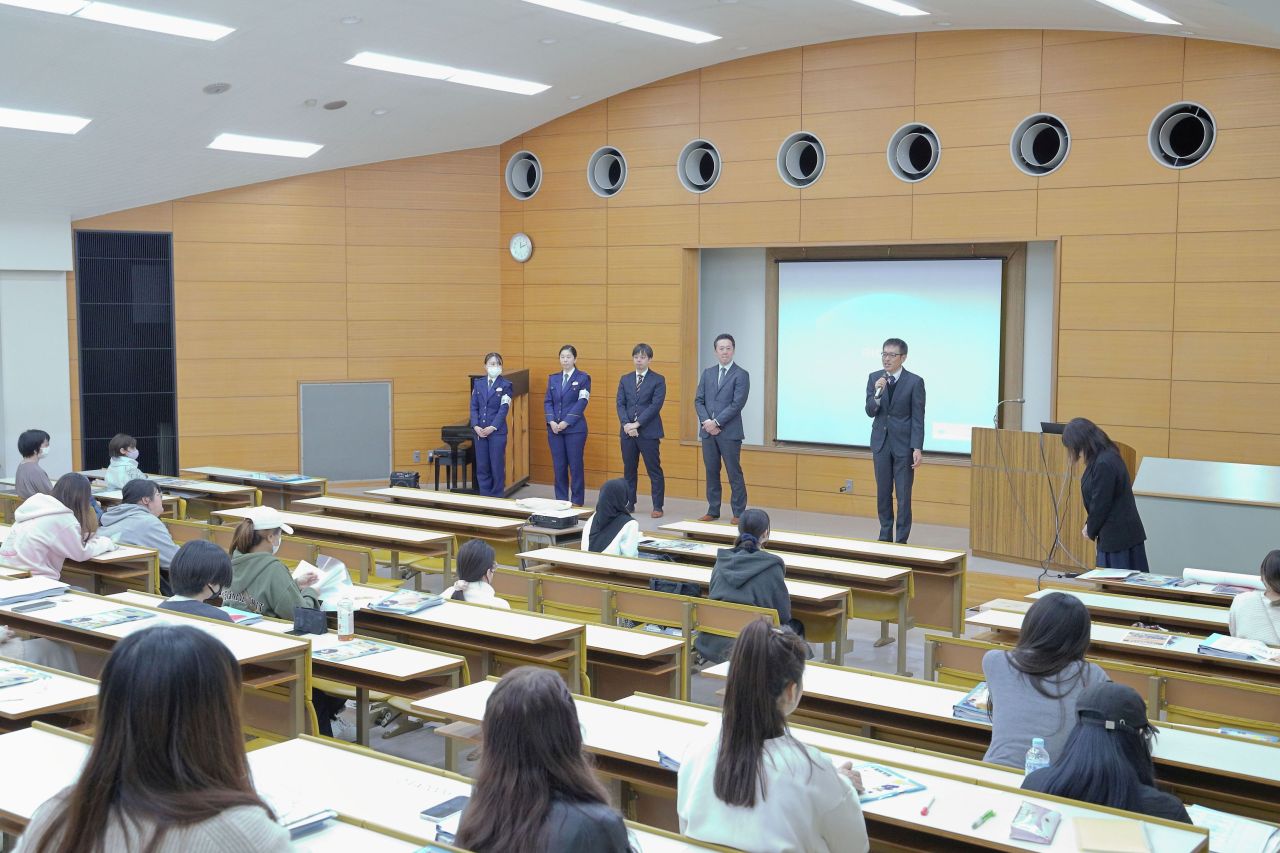 安心して学ぶ力を育む~千葉県警察と協働した防犯講座を開催しました~