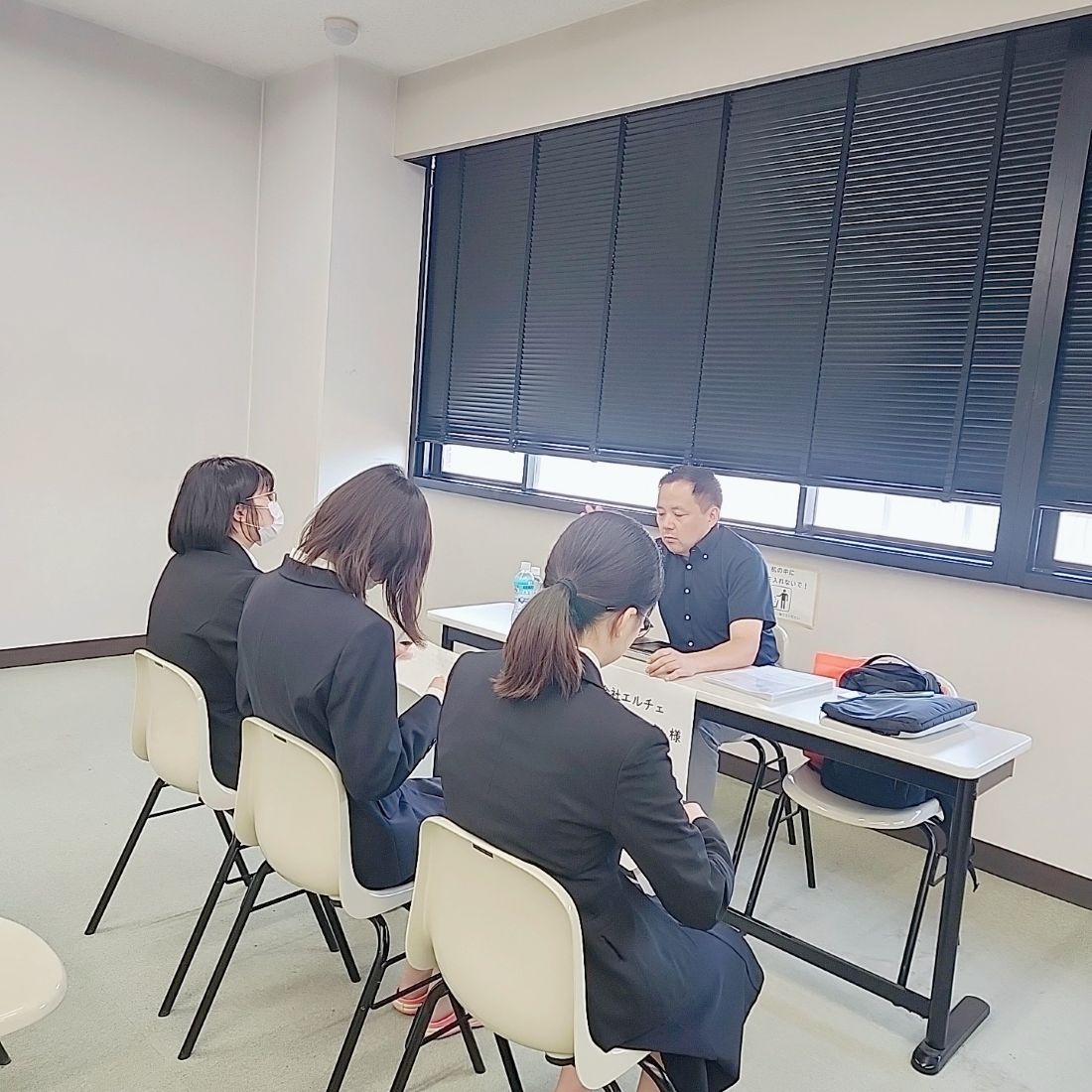 seminar05.jpg